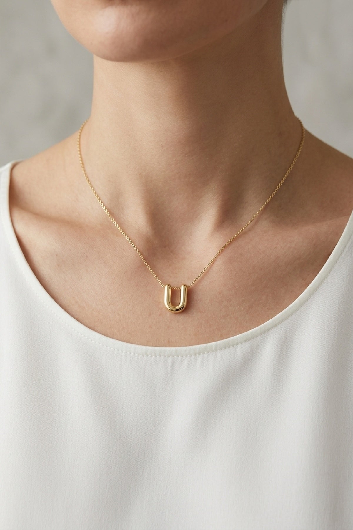 Signature 14k Gold Initial Necklace - U