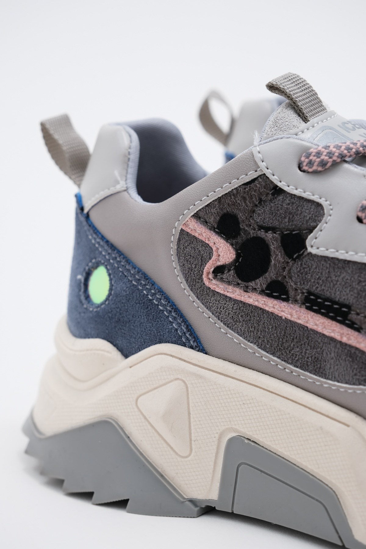 Europa - Zapatillas deportivas gris hielo (Mujer)