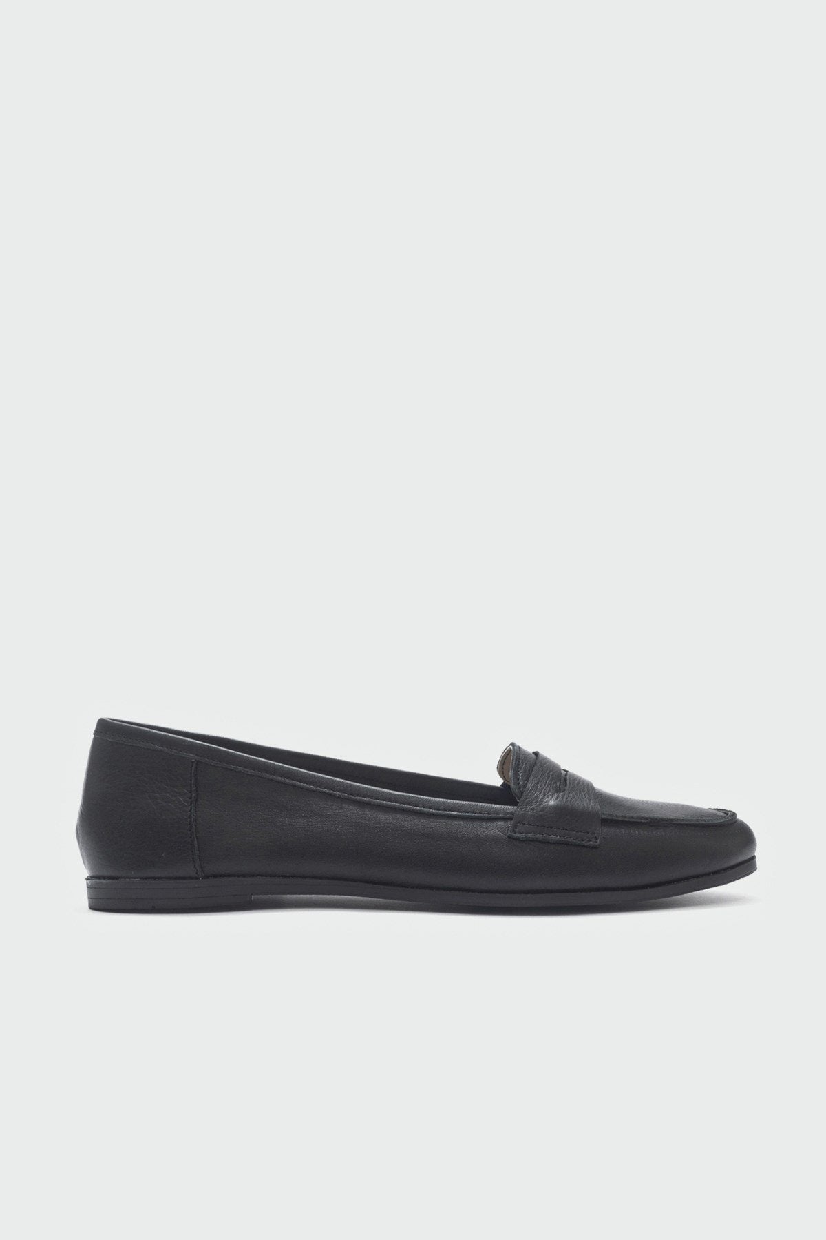 Dorothy - Black Leather Loafers