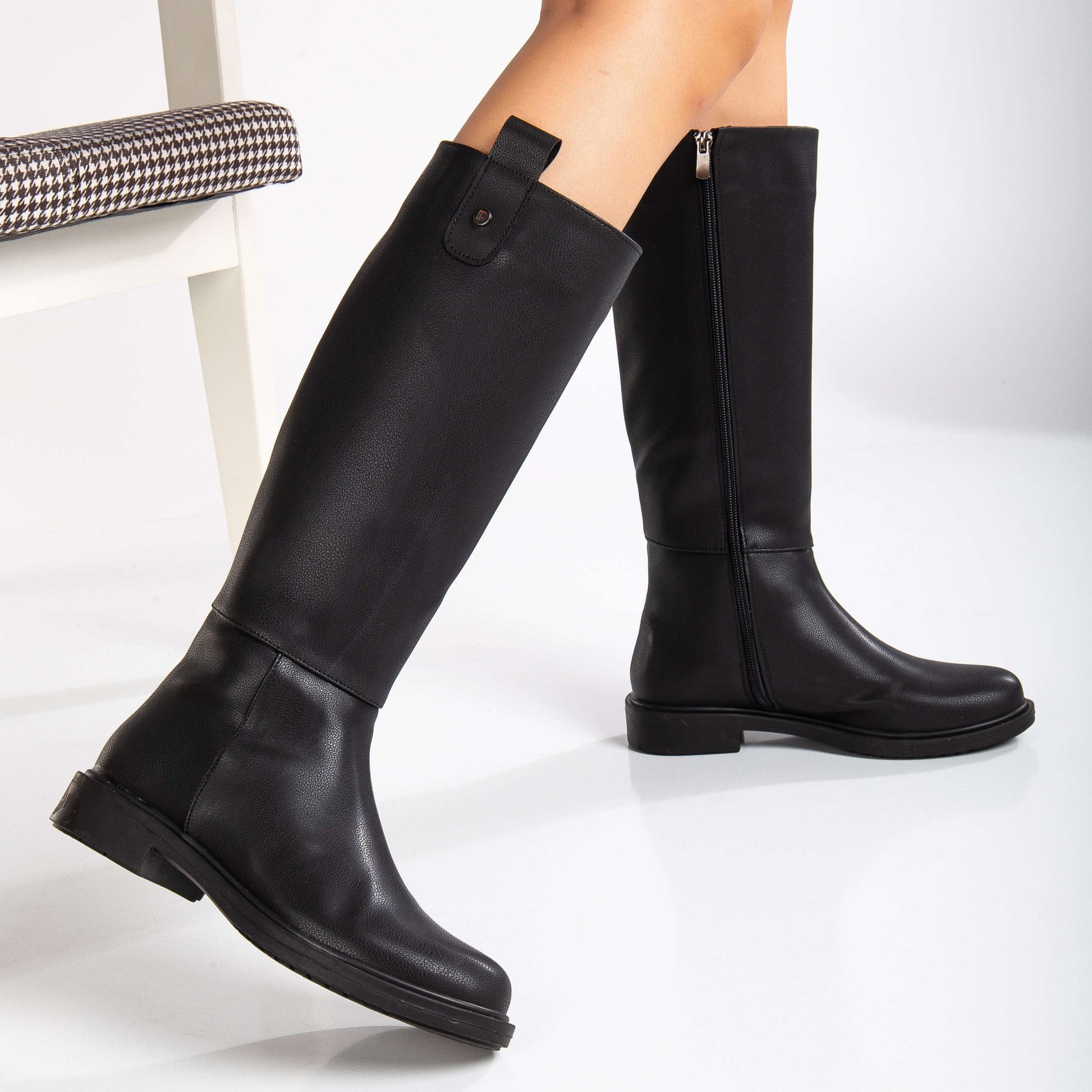 black vegan rain boots, cruelty-free black rain boots, vegan waterproof black boots, sustainable black rain boots, eco-friendly black rain boots, vegan rubber black boots, black vegan waterproof footwear, animal-free black rain boots, black vegan wellies, midnight-tone vegan rain boots
