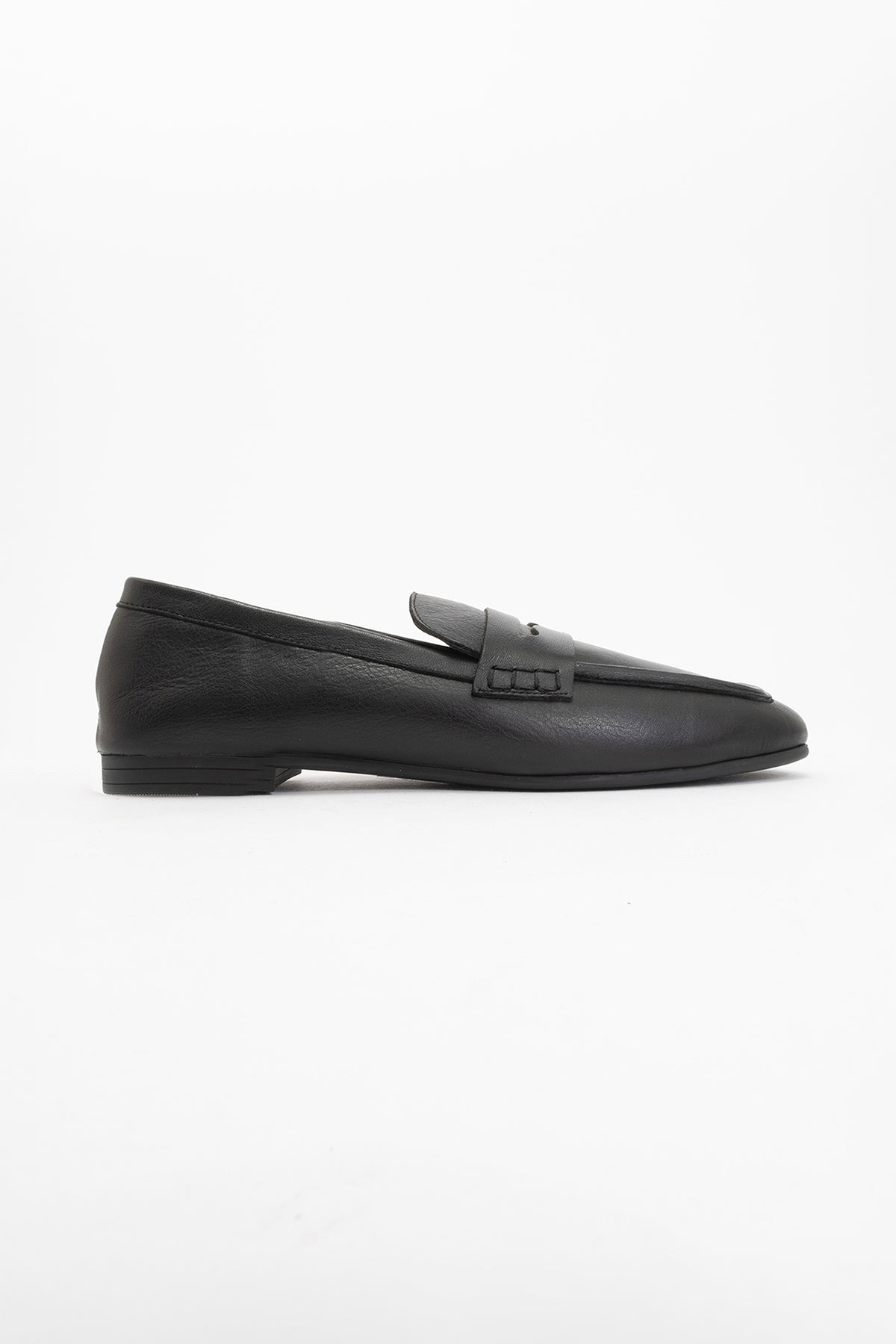 Skye - Black Leather Loafers (Women)