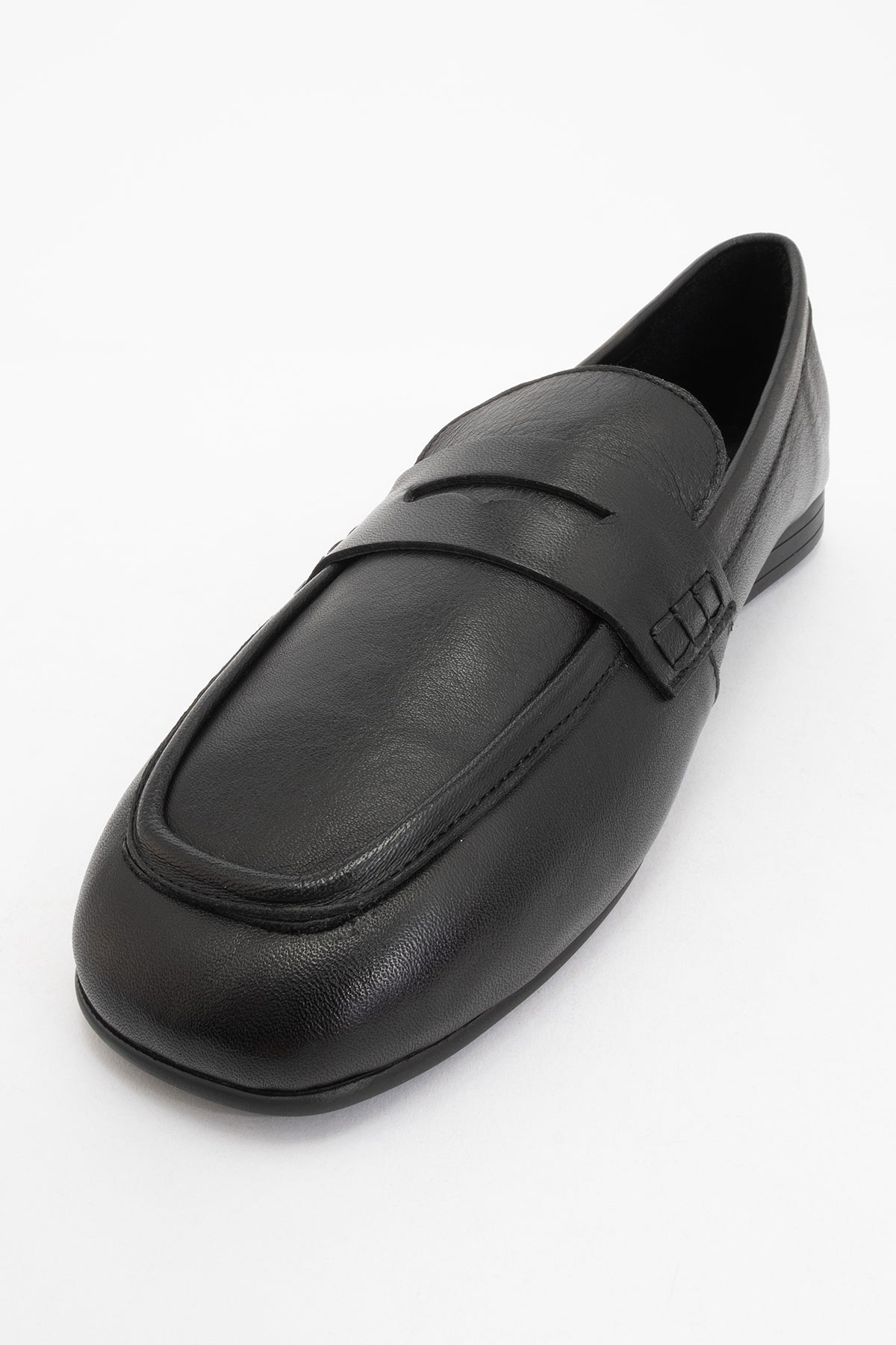 Skye - Black Leather Loafers (Women)