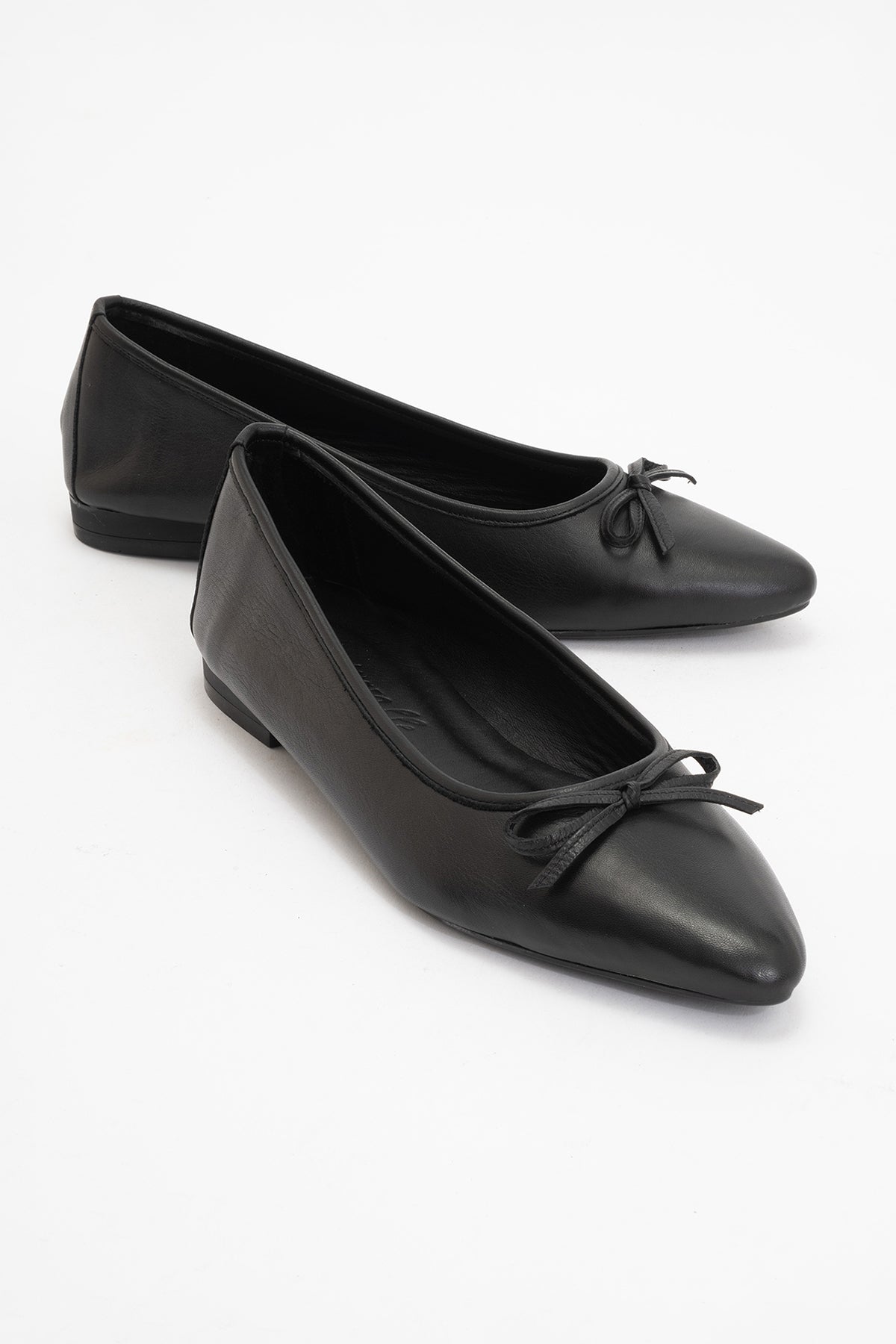 Ruby - Black Pointed Toe Leather Flats