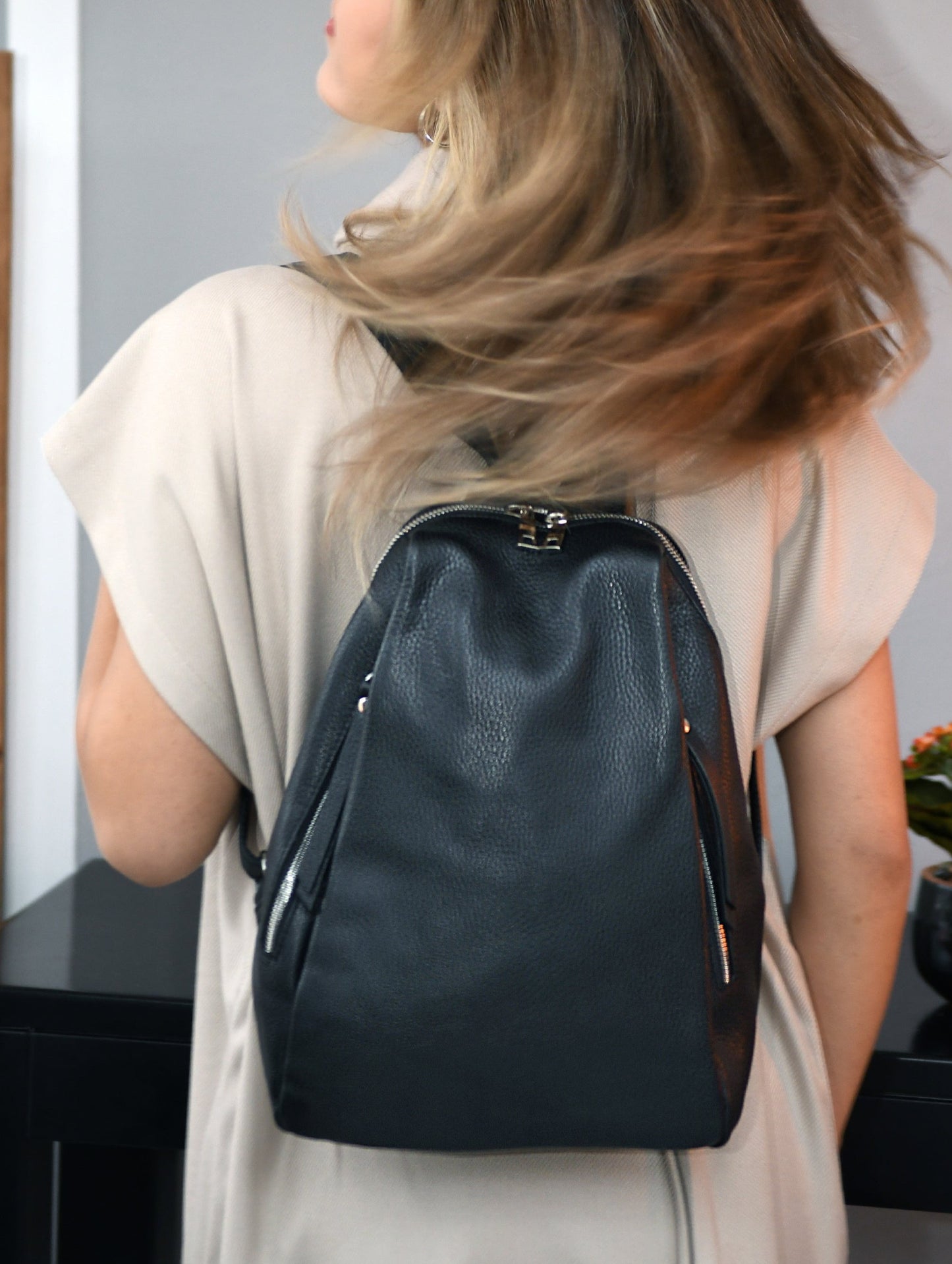 Alessia - Black Leather Backpack