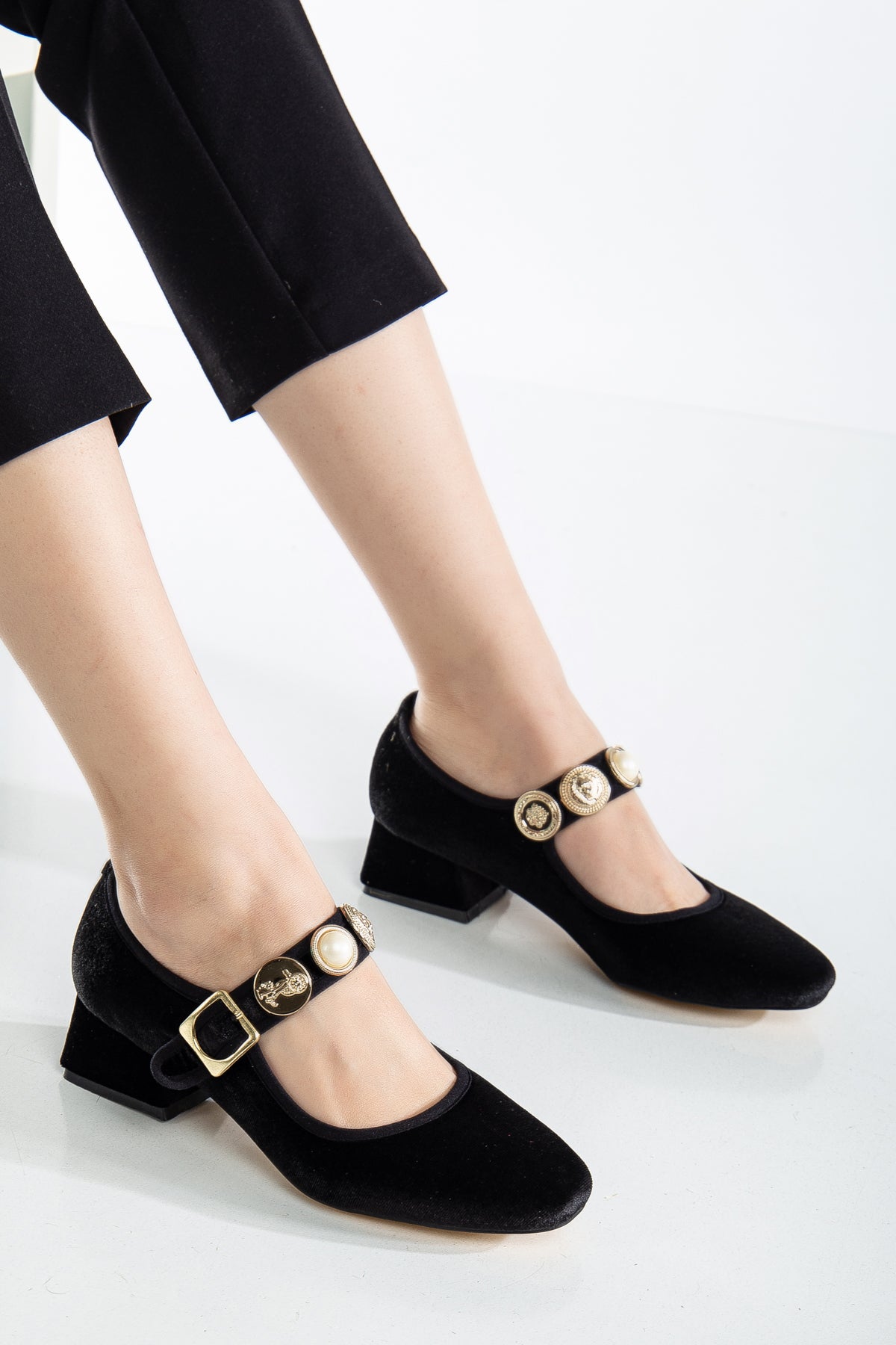 Macbeth - Black Velvet Mary Jane Shoes
