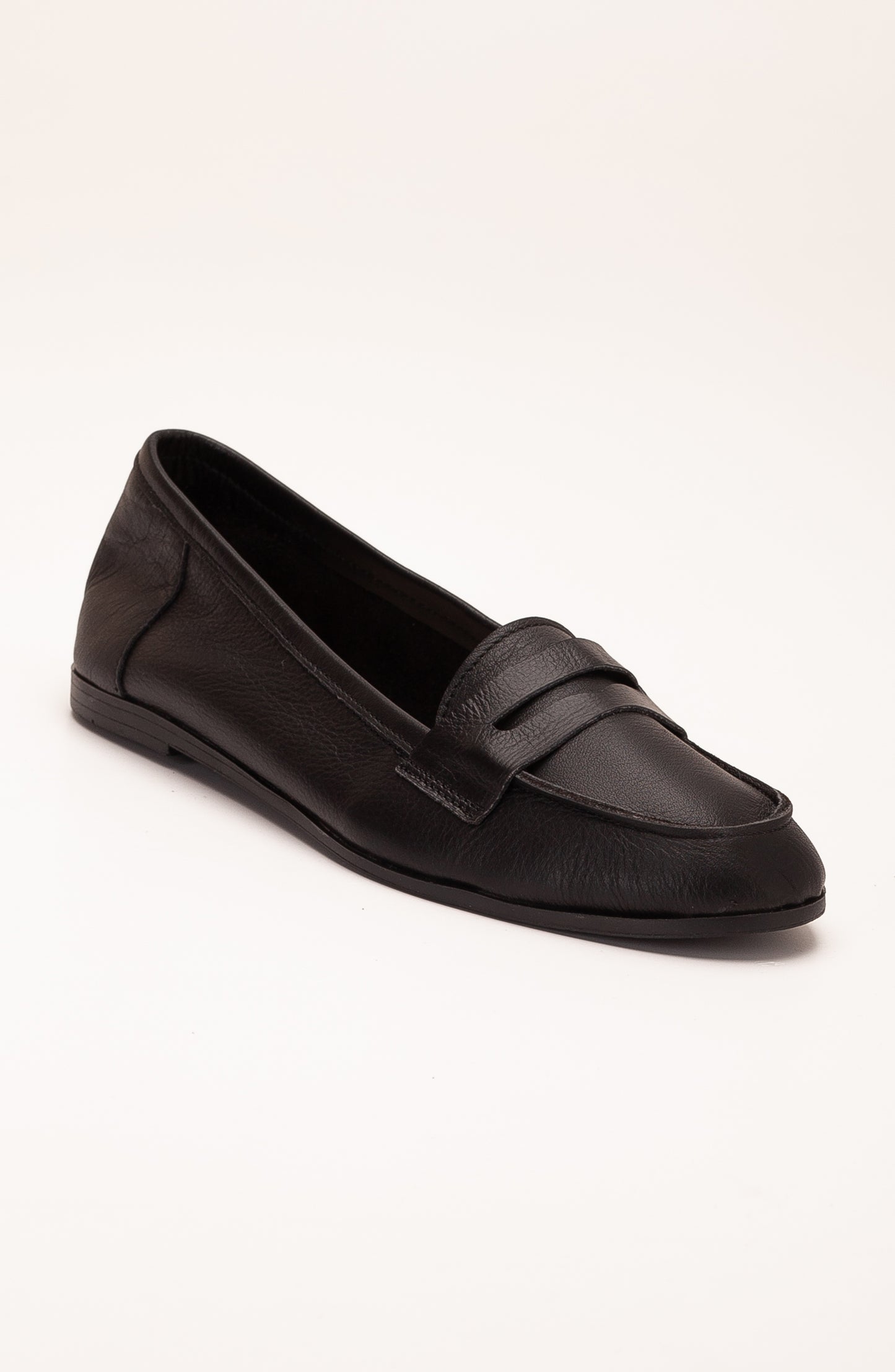 Dorothy - Black Leather Loafers