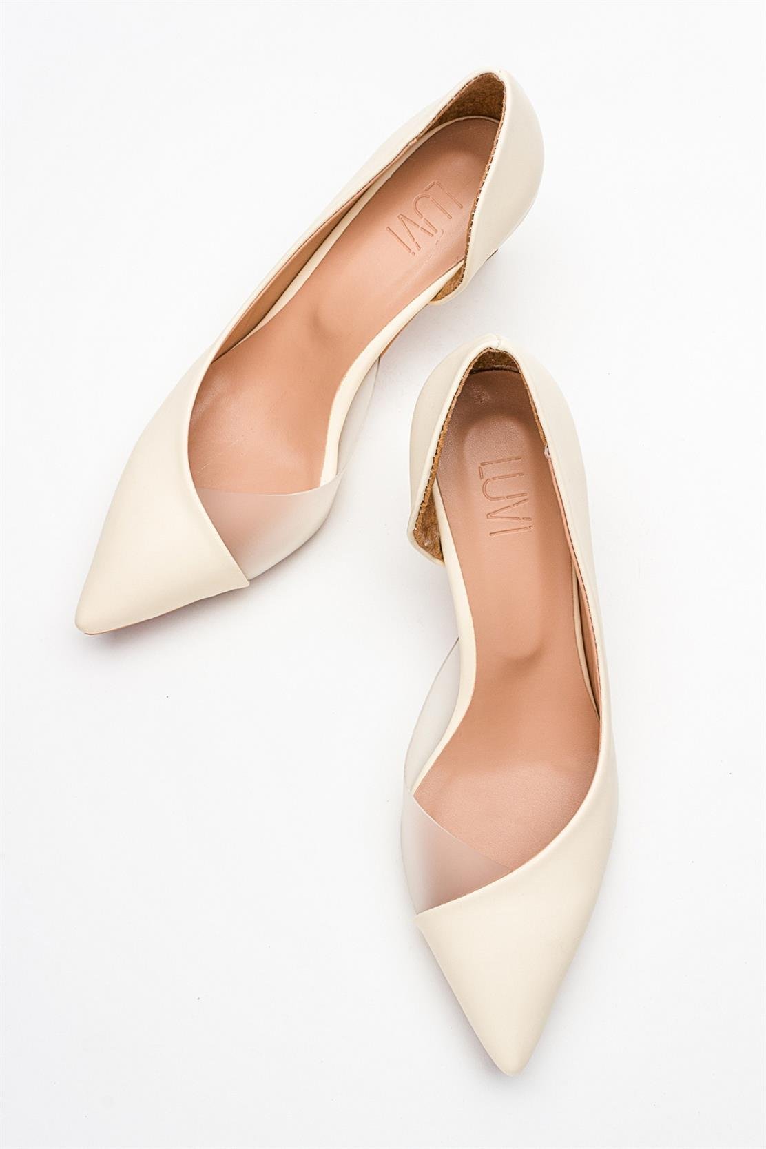 Vera Cream Glitter Pointed Toe Pump (Women)