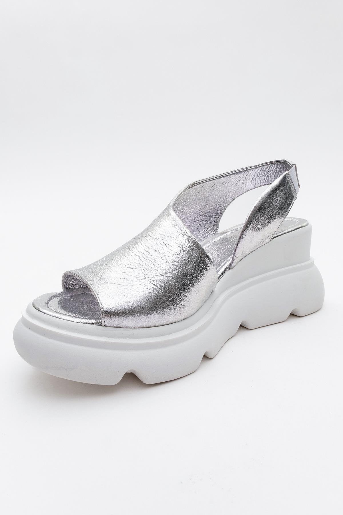 Agusto - Silver Leather Platform Sandal (Women)