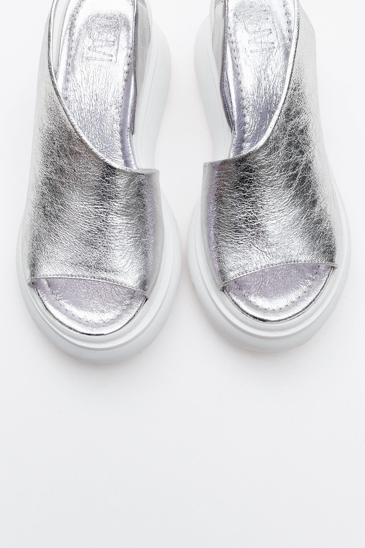 Agusto - Silver Leather Platform Sandal (Women)
