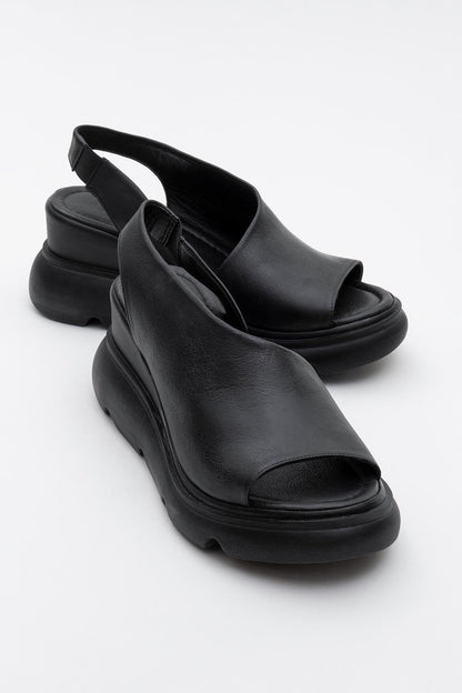 Agusto - Black Leather Platform Sandal (Women)