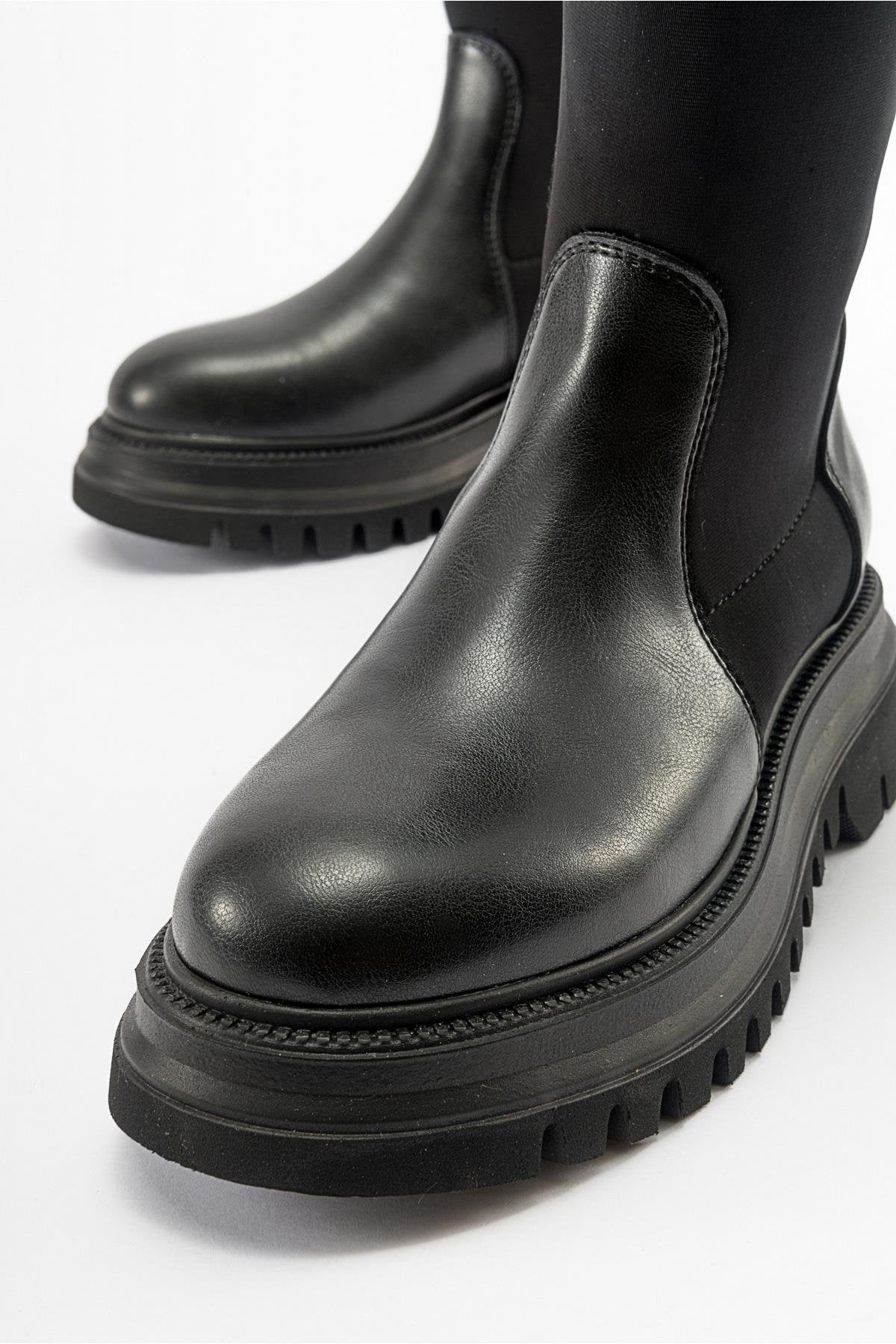 Alias Black Scuba Boot (Women)