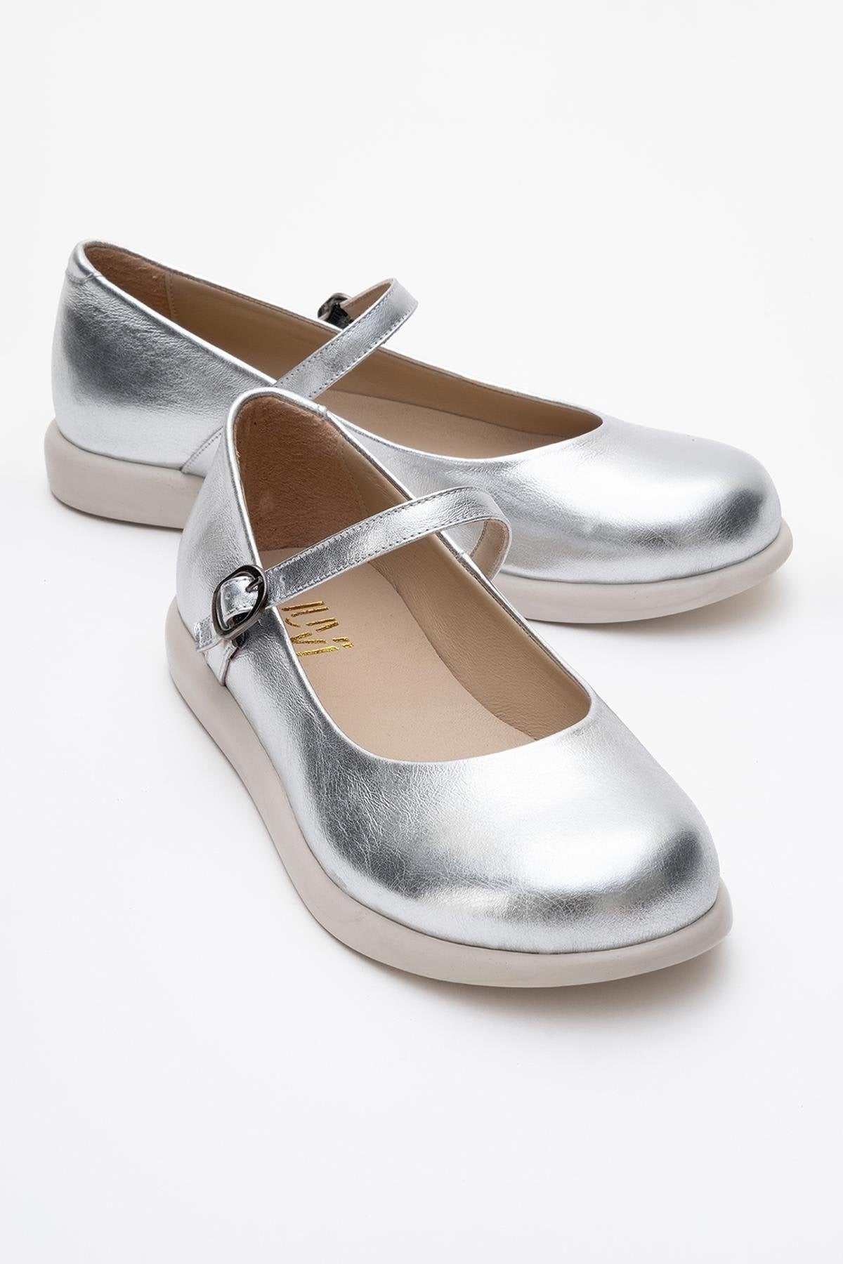 ANISA Silver Leather Strap Flat (Women)