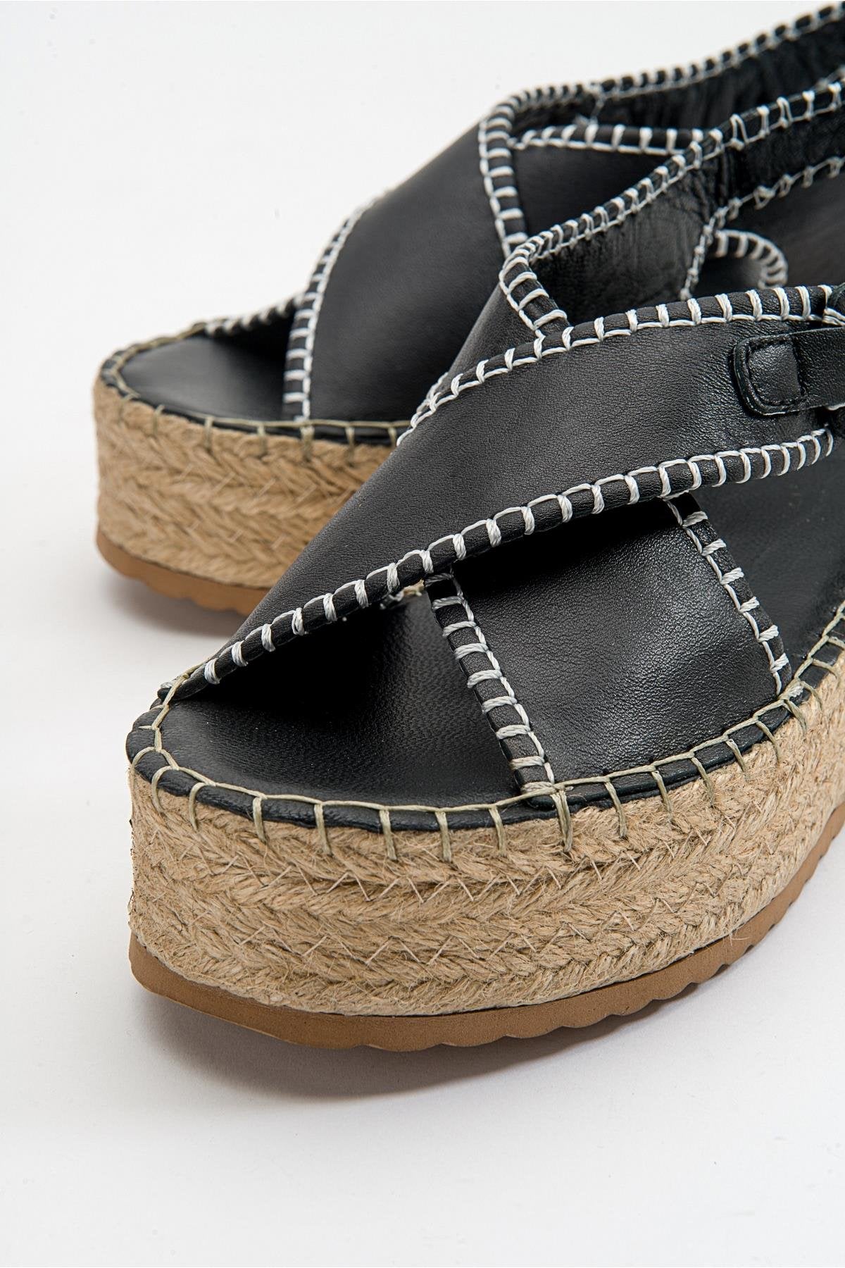 Bellezza - Black Leather Platform Sandal (Women)