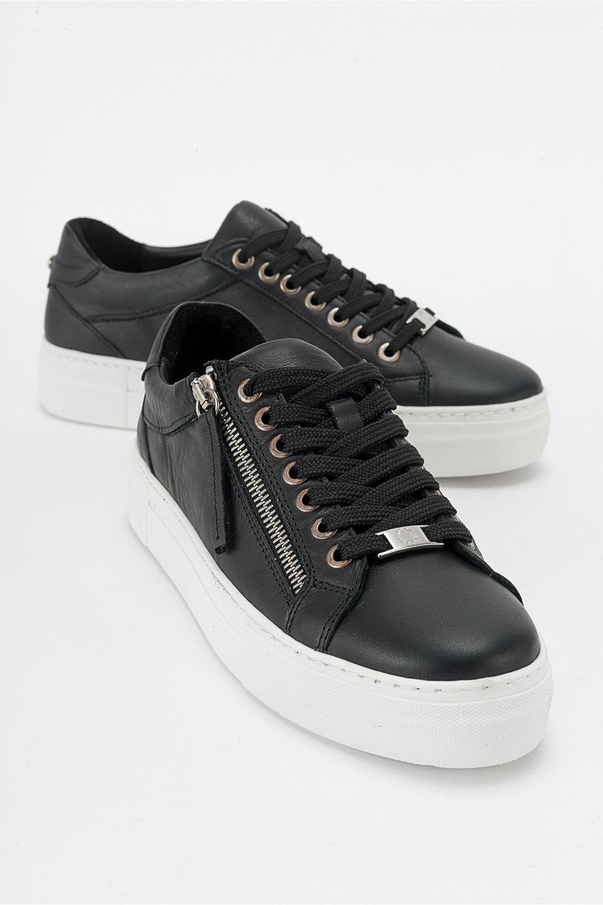 Beryl - Black Leather Zip Sneaker (Women)
