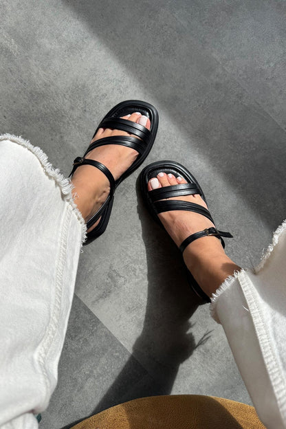 Cesar - Black Leather Sandals (Women)