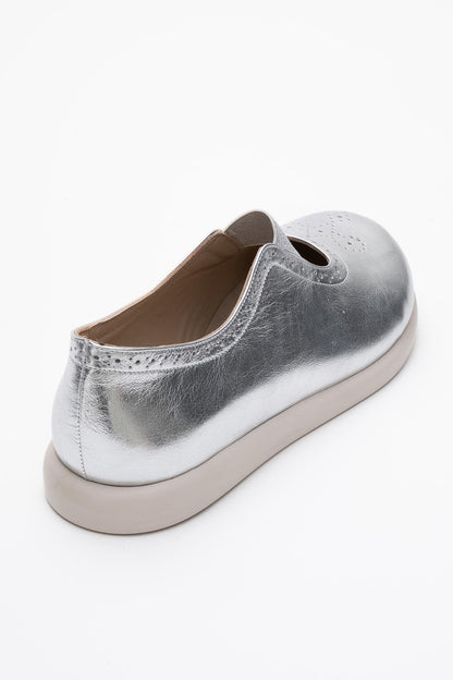 CHELLE Silver Elastic Leather Flat (Women)