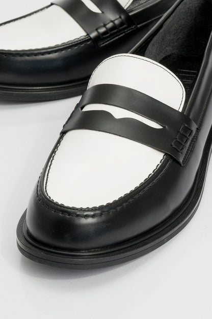 CHOOS Black Loafer (Women)