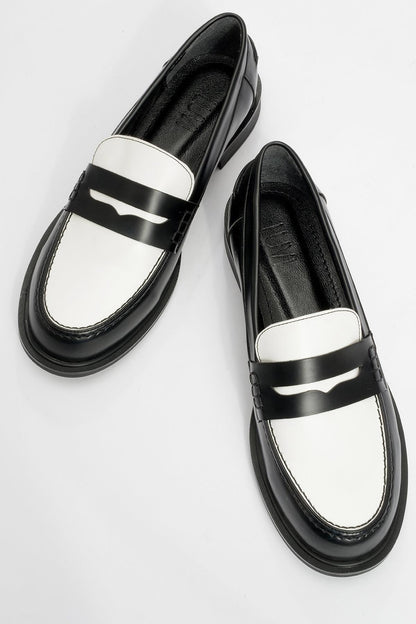 CHOOS Black Loafer (Women)