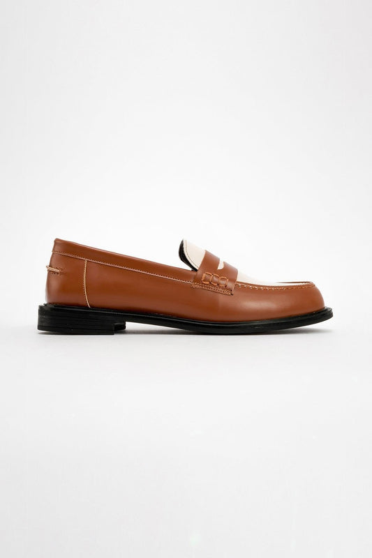 CHOOS Cognac Brown Loafer (Women)