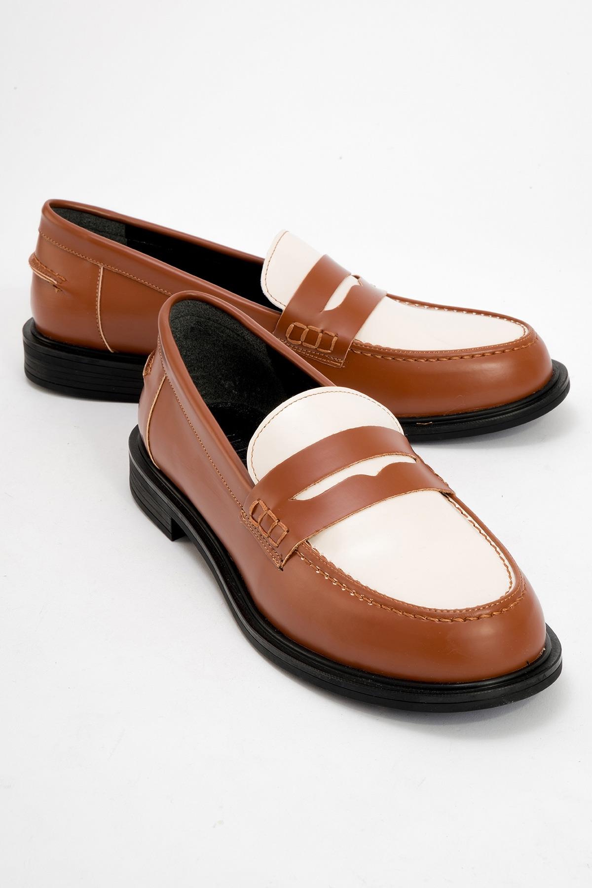 CHOOS Cognac Brown Loafer (Women)