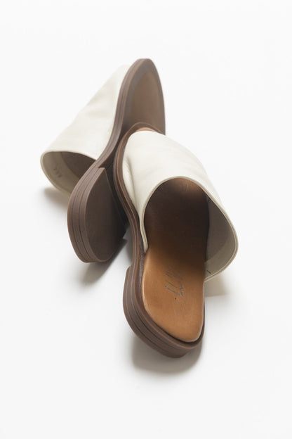Clau - Beige Leather Sandal (Women)