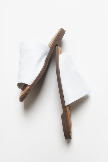 Clau - White Leather Sandal (Women)