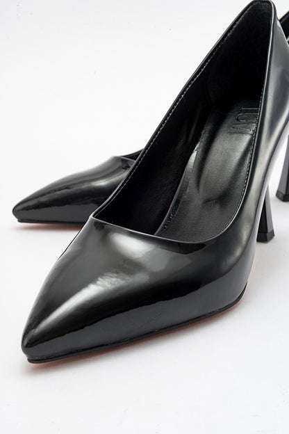 Forest Black Patent Pointed Toe Pump (Women)