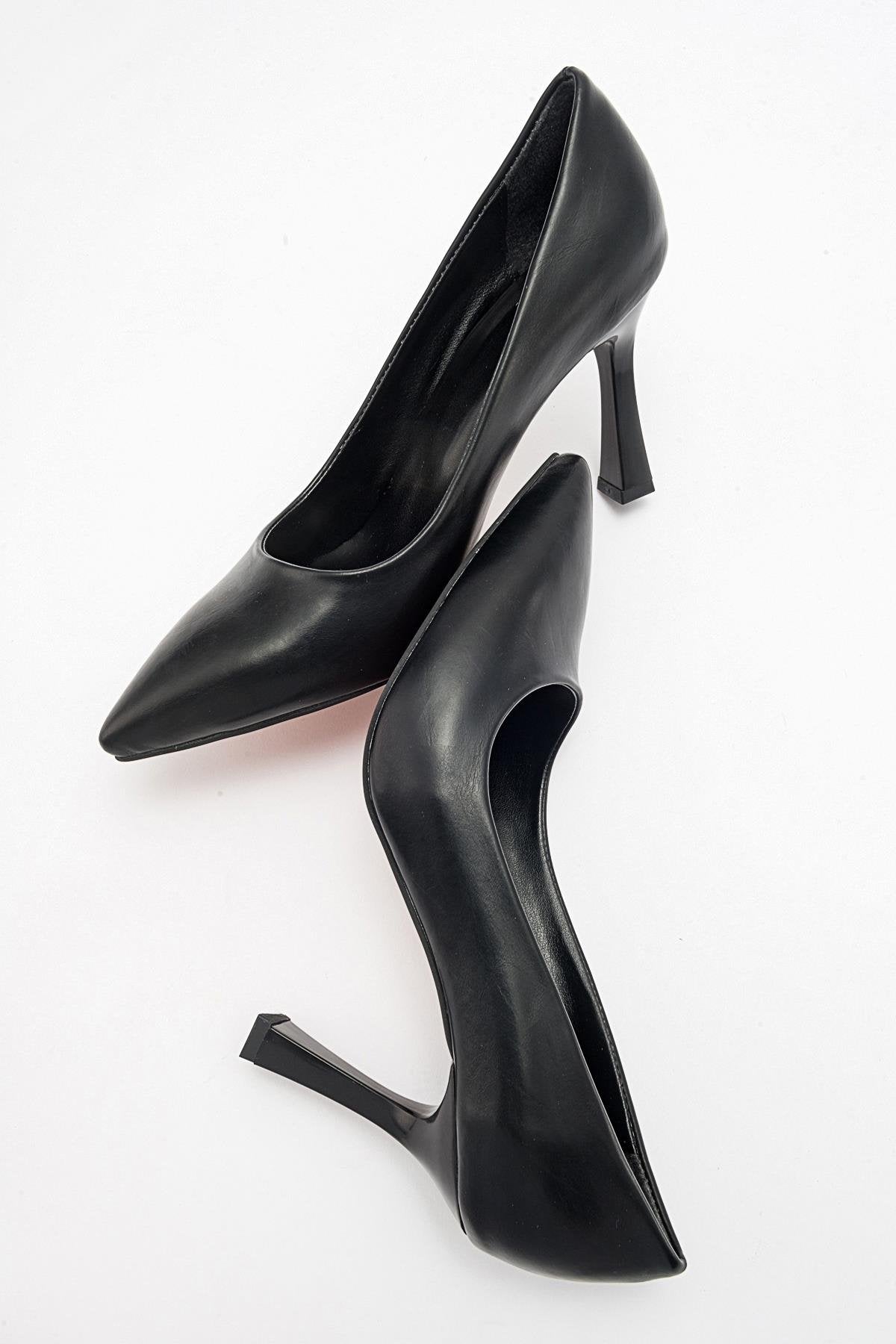 Forest Black Cilt Pointed Toe Pump (Women)