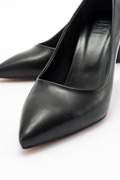 Forest Black Cilt Pointed Toe Pump (Women)