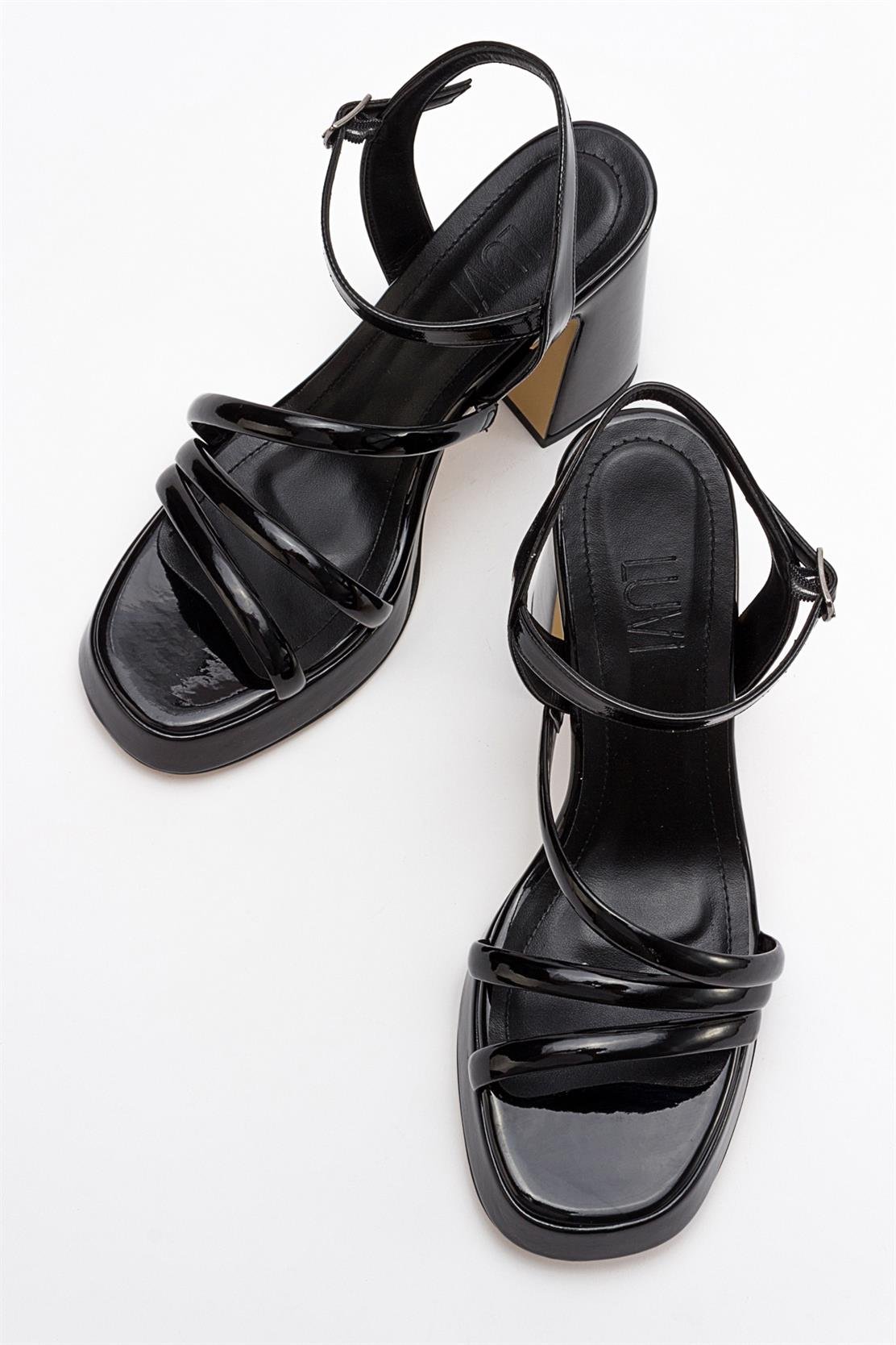 Heas Black Platform Sandal (Women)