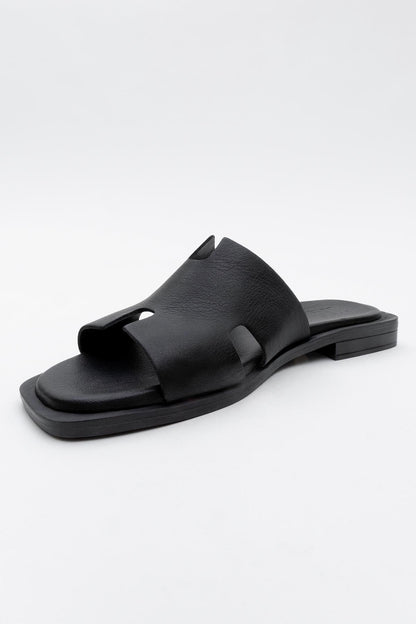 Jez - Black Leather Slide Sandal (Women)