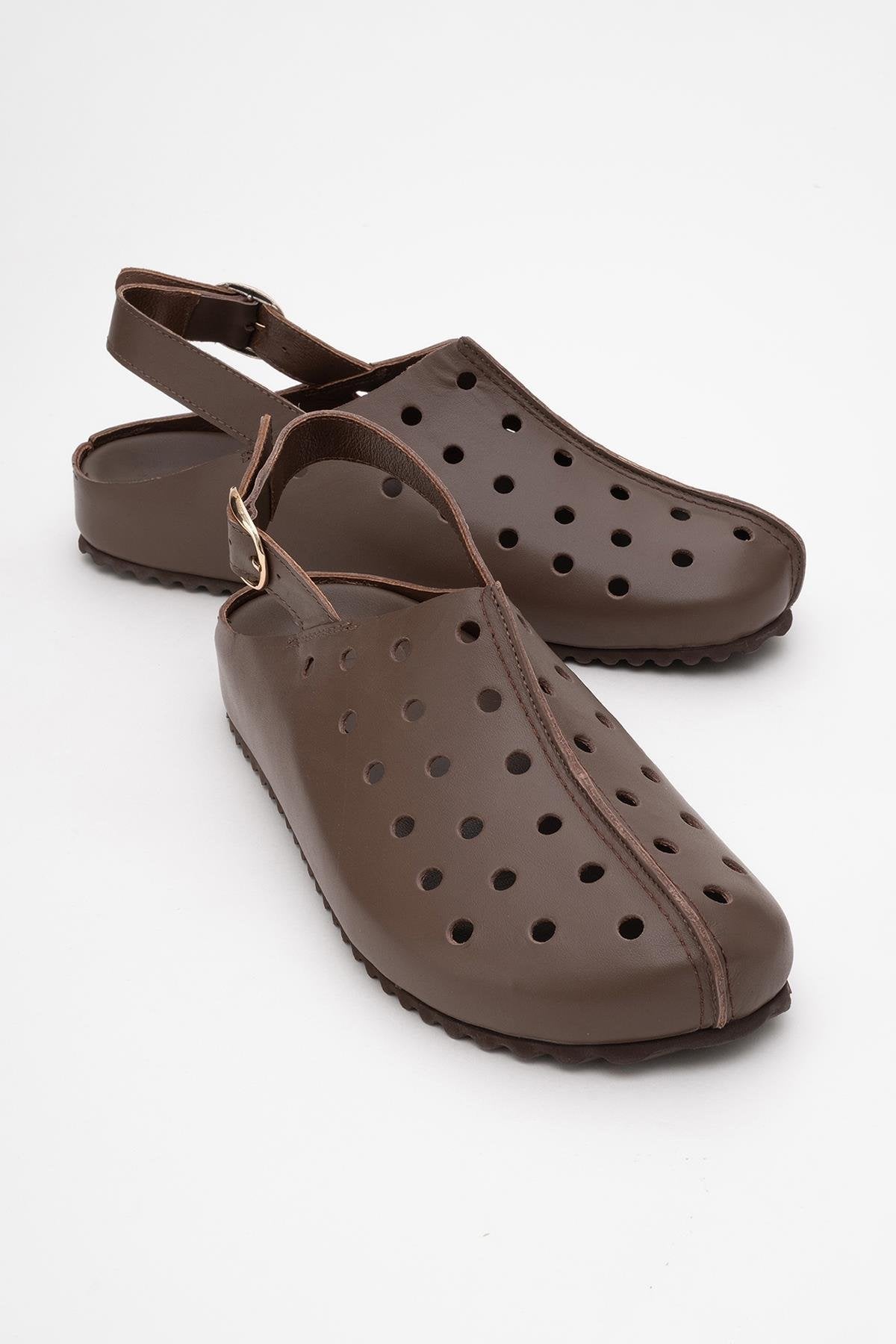 Justa - Brown Leather Clogs (Women)