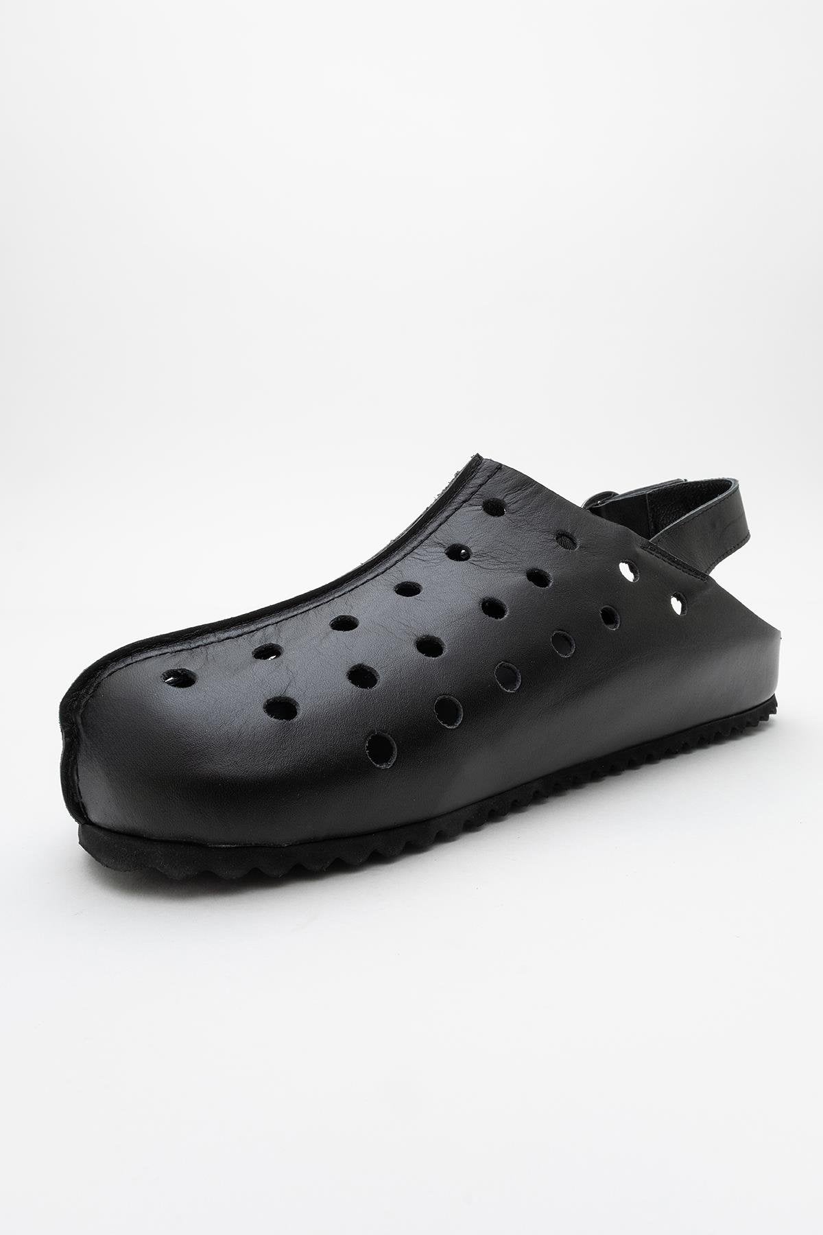 Justa - Black Leather Clogs (Women)