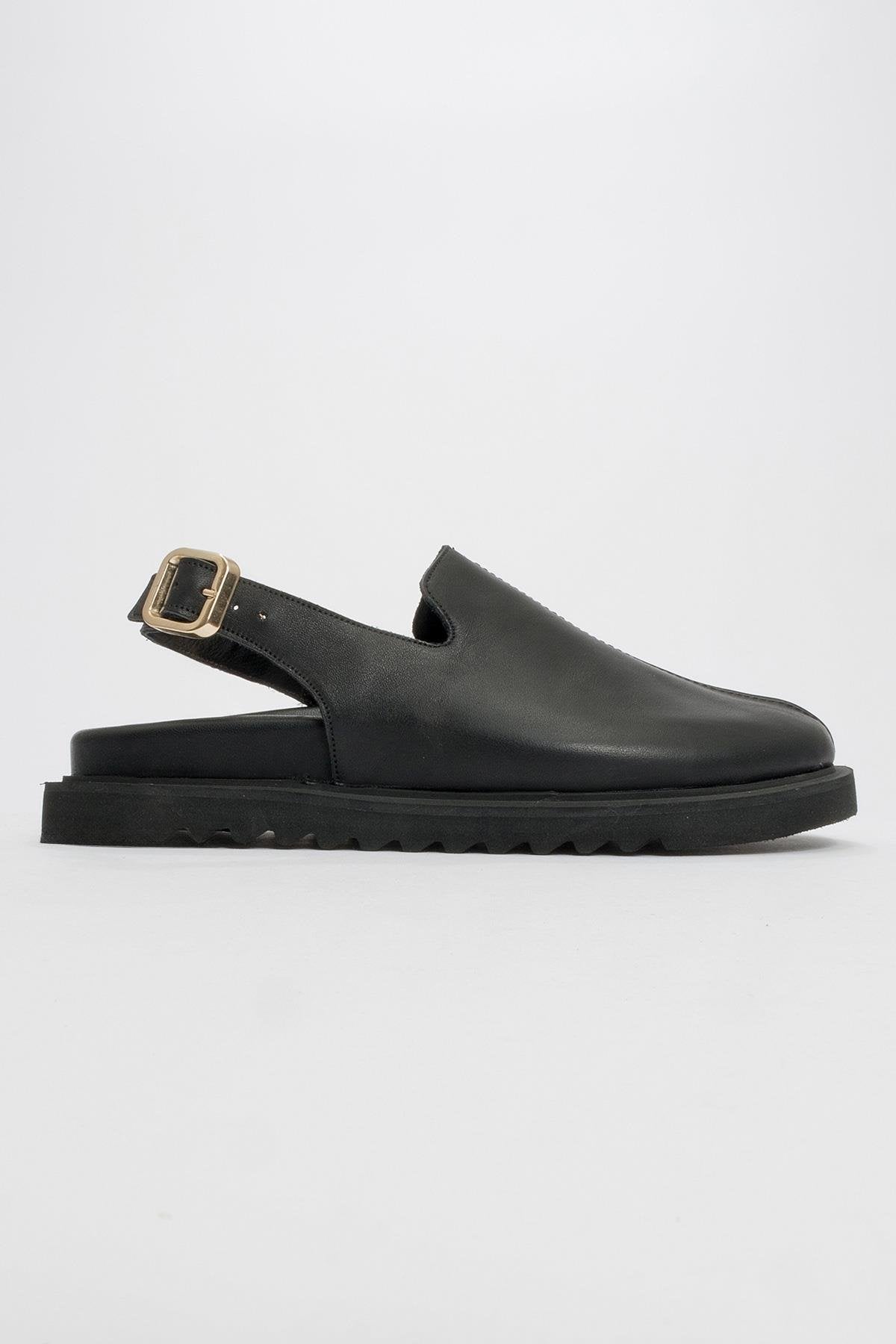Laby - Black Leather Clogs (Women)