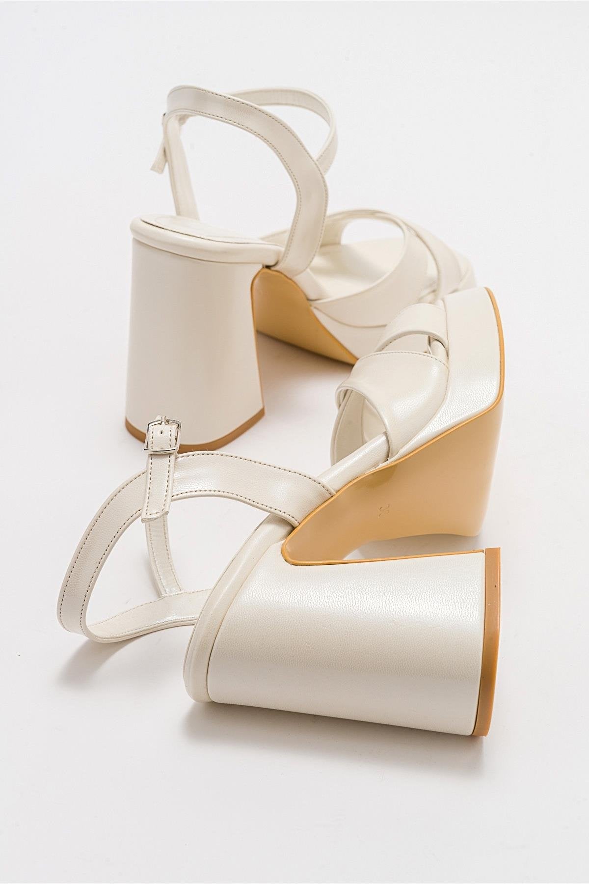 Yvonne - Ivory Platform Sandals