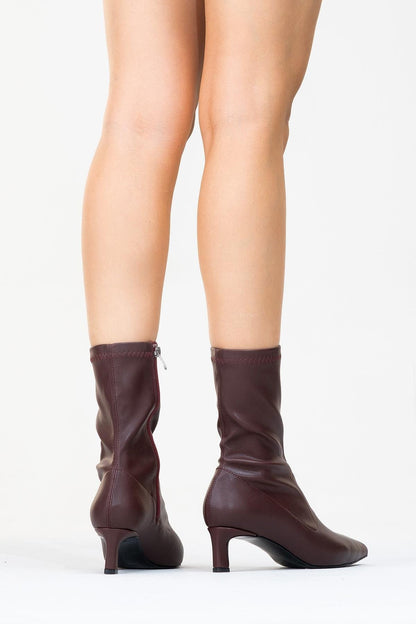 Lewin Burgundy Pointed Toe Stiletto Boot (Women)