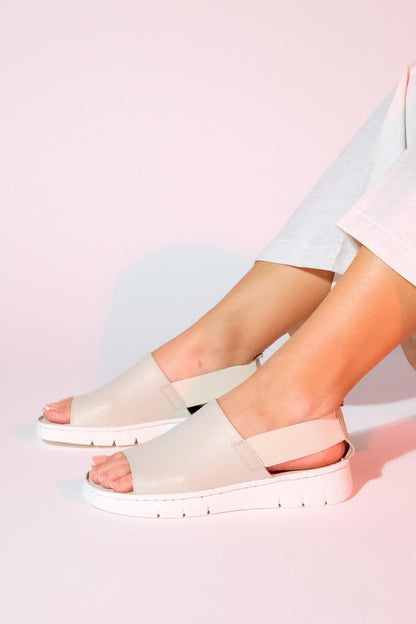 Londoi - Beige Elastic Strap Leather Sandal (Women)