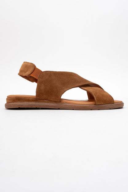 706 - Cognac Brown Leather Thong Sandals (Women)