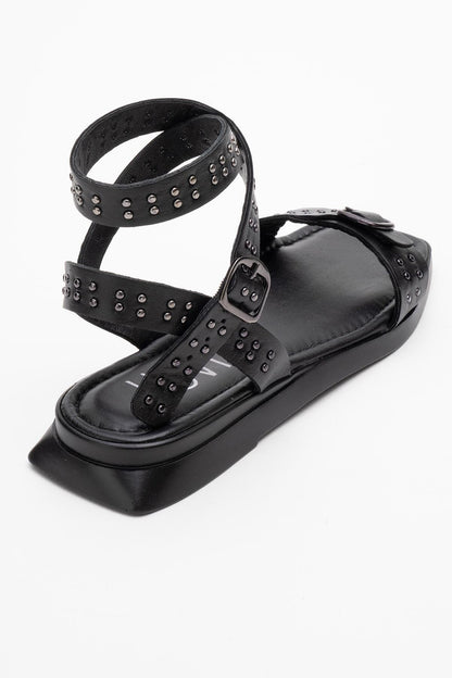 Carril - Black Leather Sandal (Women)