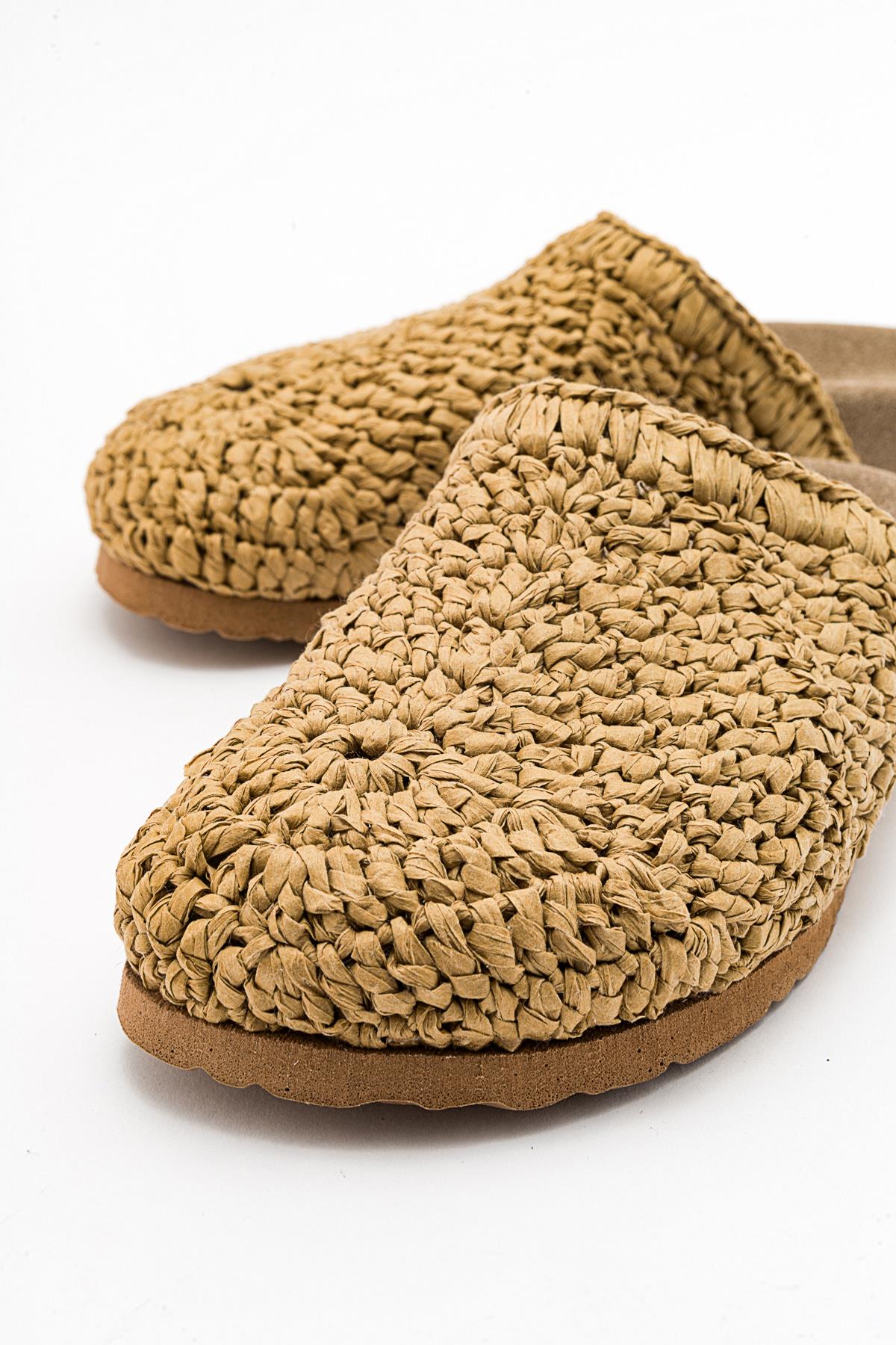 LOOP Light Beige Woven Slide Sandal (Women)