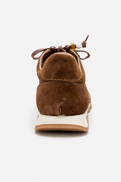 Brea - Zapatillas de ante de piel de camello adornadas (mujer)