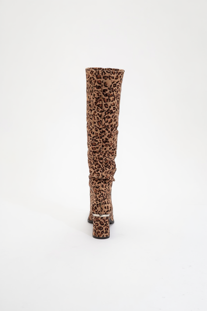 120 - Bota alta con tacón de bloque y estampado de leopardo (Mujer)