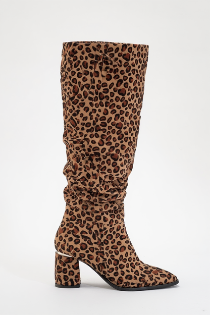 120 - Bota alta con tacón de bloque y estampado de leopardo (Mujer)