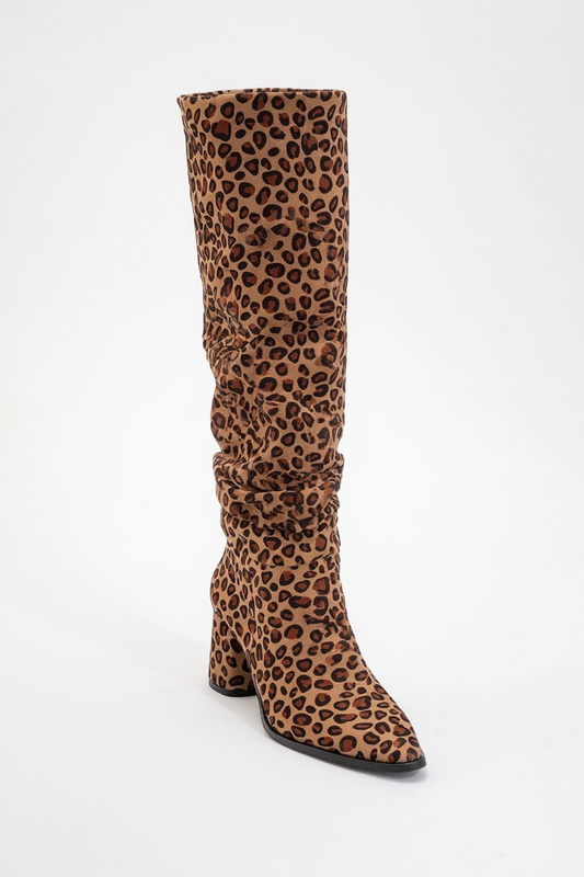 120 - Bota alta con tacón de bloque y estampado de leopardo (Mujer)