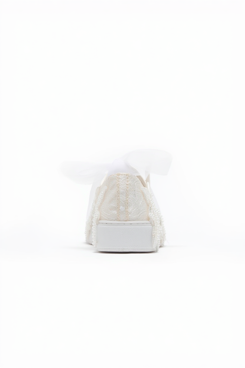 Lora - Zapatilla de novia de encaje
