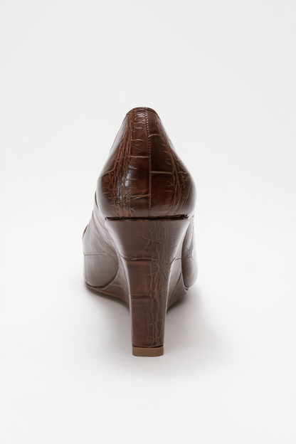 Puera - Zapatos de tacón de cuña con punta en punta y estampado marrón (mujer)