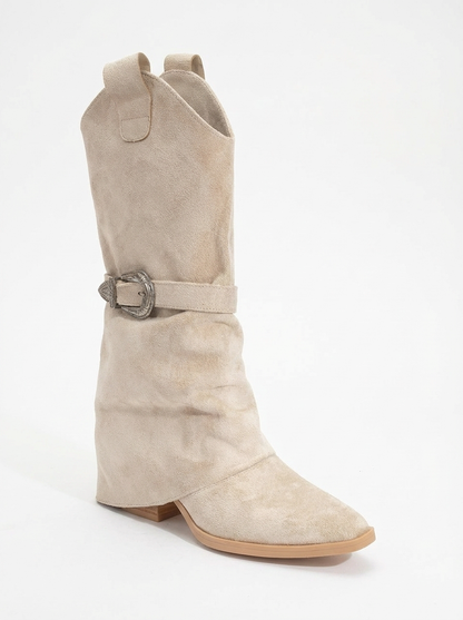Okus - Bota con tacón bloque y hebilla beige (Mujer)