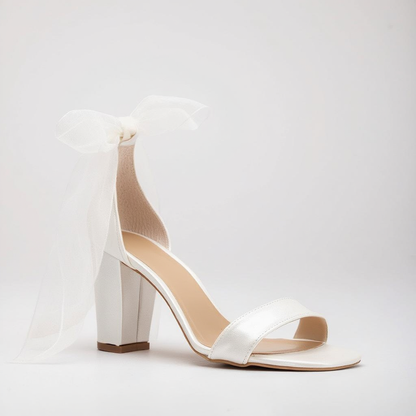 Ariadne - Zapatos de tacón color marfil para novia con cinta