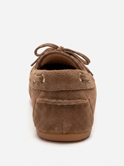 CUESTA - Mocasín de cuero genuino color topo (mujer)