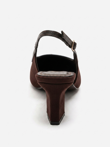 HILDA - Zapatos de tacón de bloque en color marrón (Mujer)